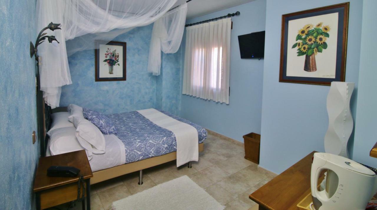 Posada Del Camino Real Torrelaguna Eksteriør bilde
