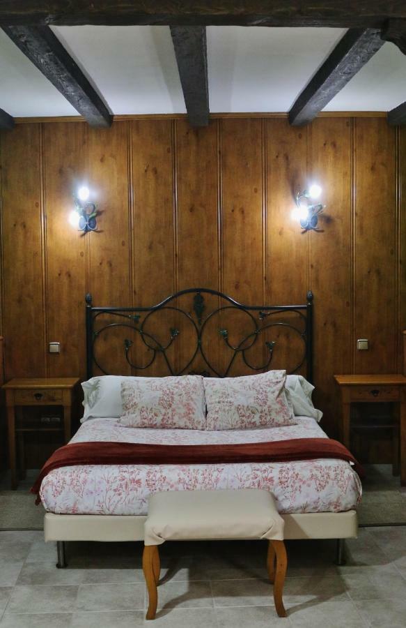 Posada Del Camino Real Torrelaguna Eksteriør bilde