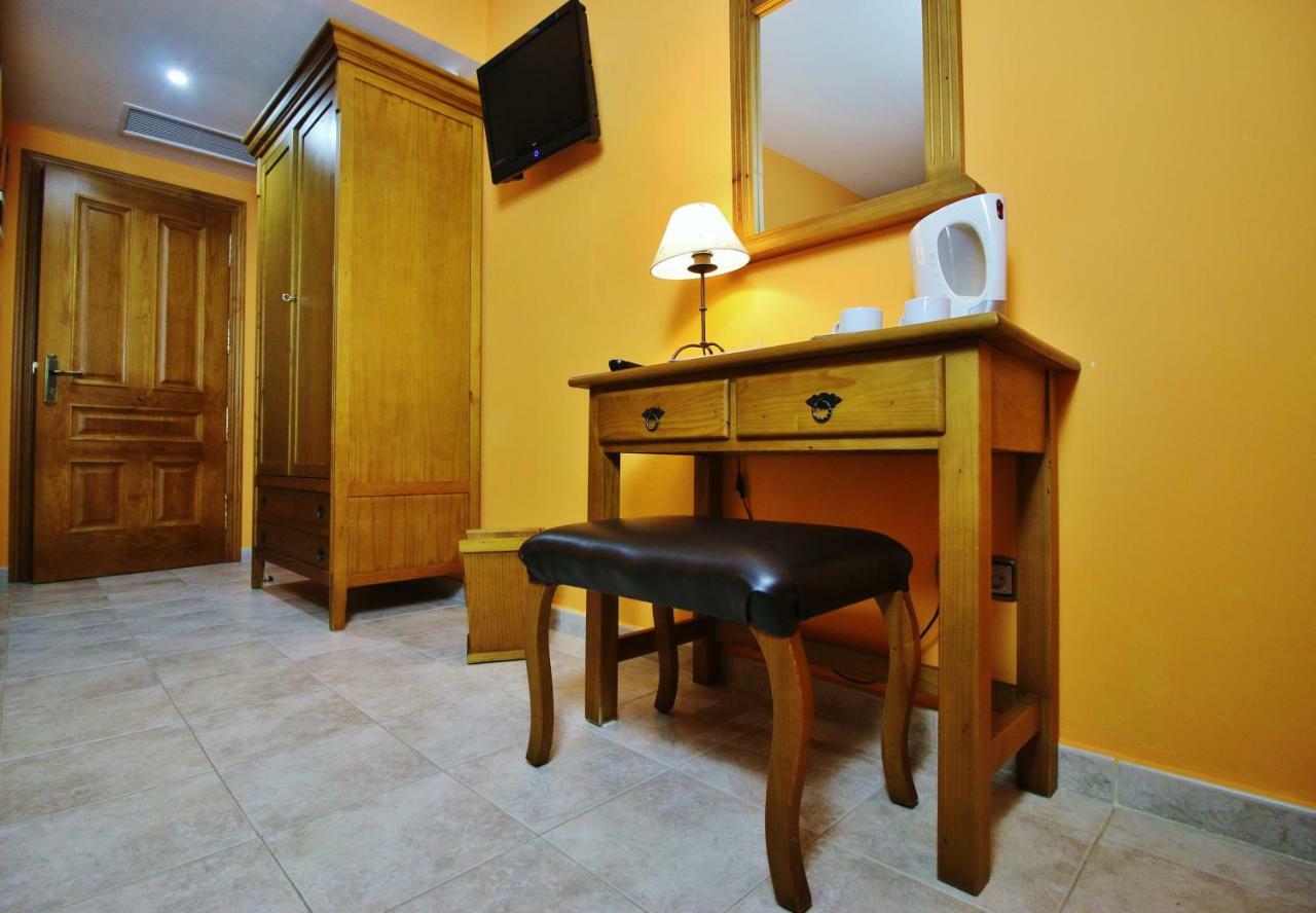Posada Del Camino Real Torrelaguna Eksteriør bilde